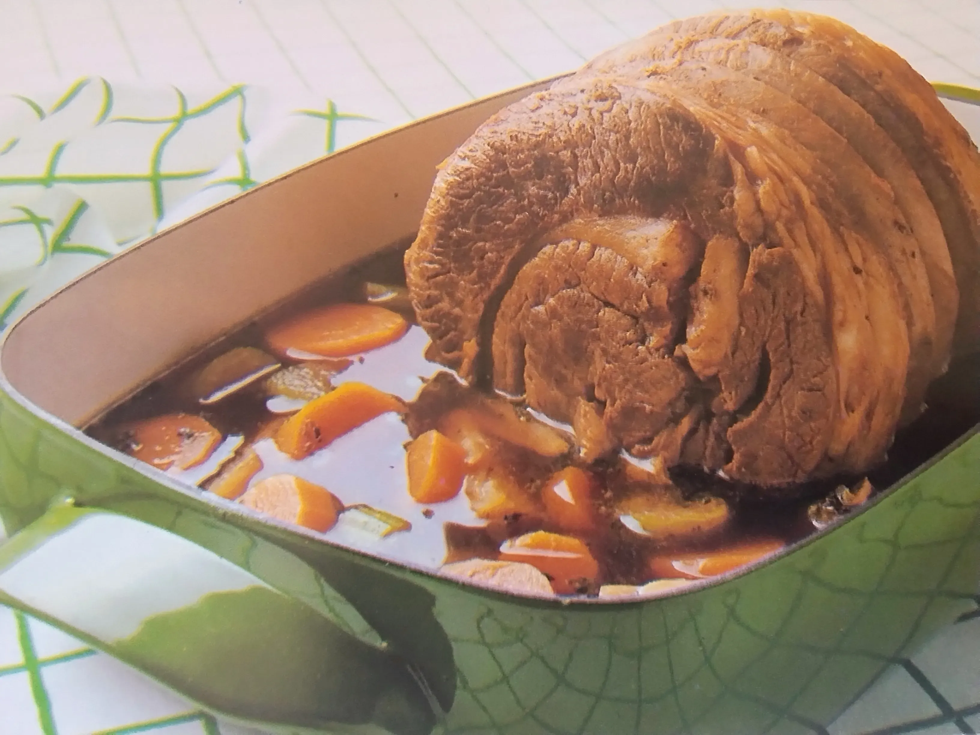 carne de vaca enrolada e assada